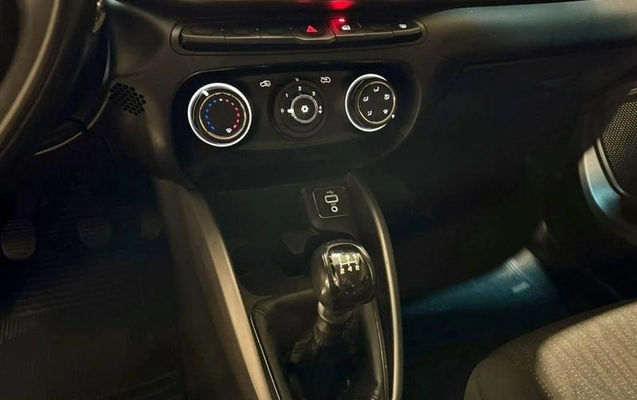 imagem-https://www.socarrao.com.br/sc-vehicle-images-prod/3497807/1788551818314-8419173_17_B_e755a631c1.jpeg