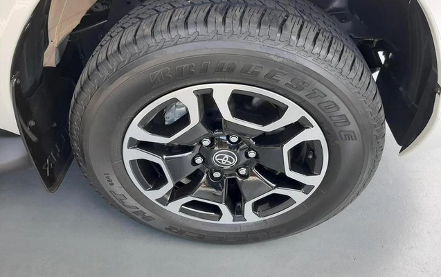 imagem-https://www.socarrao.com.br/sc-vehicle-images-prod/3497808/1787926626336-8410746_12_B_f418dd0105.jpeg