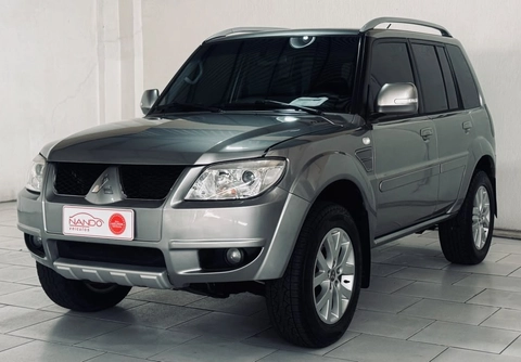 Mitsubishi Pajero TR4 2011 Cinza — foto 1 de 3