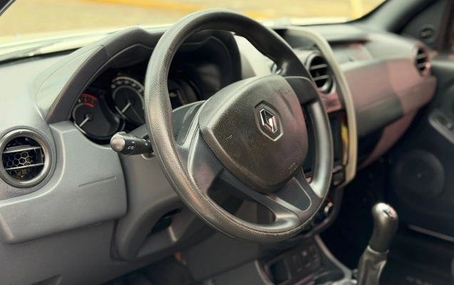imagem-https://www.socarrao.com.br/sc-vehicle-images-prod/3497889/1787927328246-261e776e-72c2-4018-82f1-31bee2a6fc16.jpg