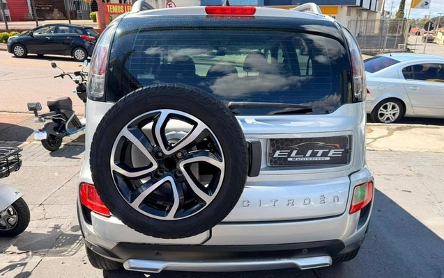 imagem-https://www.socarrao.com.br/sc-vehicle-images-prod/3497968/1788361695021-8422781_5_B_32415e1793.jpeg