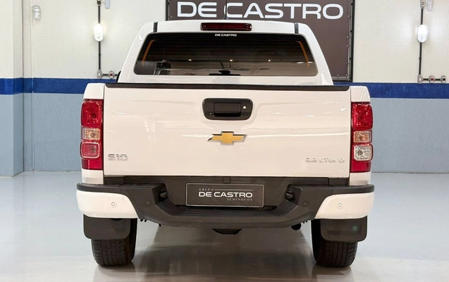 imagem-https://www.socarrao.com.br/sc-vehicle-images-prod/3498785/1787929959630-Q0hFVlJPTEVUIFMxMCBMVCAyLjggLSAyMDIyIC0gQlJBTkNPIC0gUkhMNEMzNSAoNSkuanBn.jpg