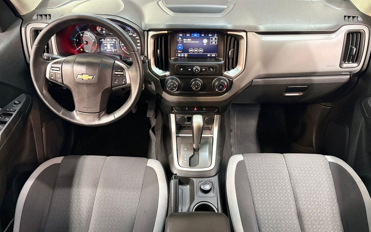 imagem-https://www.socarrao.com.br/sc-vehicle-images-prod/3498785/1787929961076-Q0hFVlJPTEVUIFMxMCBMVCAyLjggLSAyMDIyIC0gQlJBTkNPIC0gUkhMNEMzNSAoMTcpLmpwZw.jpg