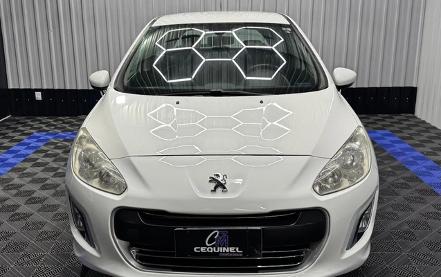 imagem-https://www.socarrao.com.br/sc-vehicle-images-prod/3498878/1787930352731-216ed97a-cd47-4259-9c16-6fbfb3ee45e8.jpeg