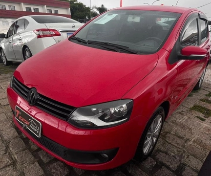 Volkswagen Fox 2014 Vermelho — foto 1 de 3