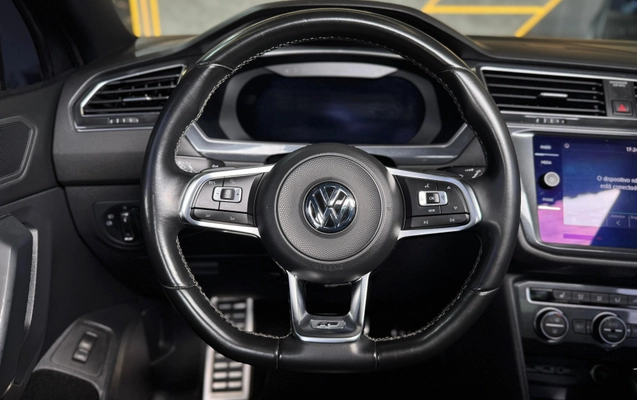 imagem-https://www.socarrao.com.br/sc-vehicle-images-prod/3499047/1787930769404-003_a5ff1f35913396657ec4f7eb8bf81cca.jpeg