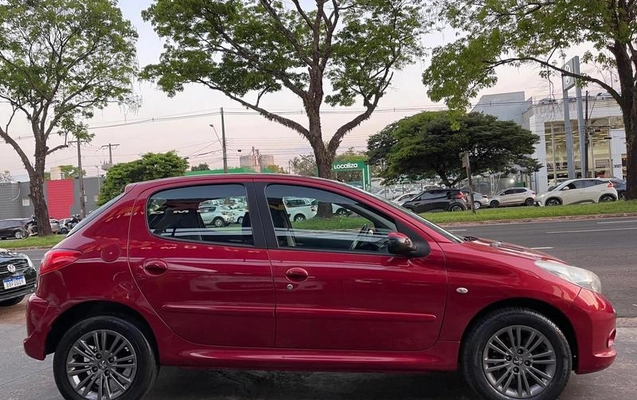 imagem-https://www.socarrao.com.br/sc-vehicle-images-prod/3499092/1788361993042-8426956_7_B_a2970fa493.jpeg