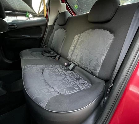 imagem-https://www.socarrao.com.br/sc-vehicle-images-prod/3499092/1788361993051-8426956_13_B_caf7c82bbb.jpeg