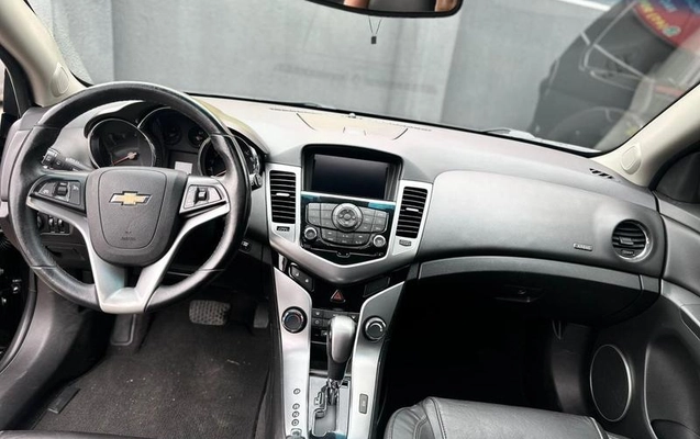 imagem-https://www.socarrao.com.br/sc-vehicle-images-prod/3499197/1789499762969-8426969_8_B_f292e85798.jpeg