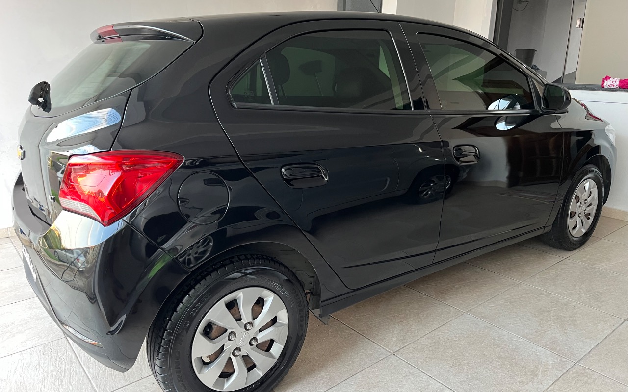 imagem-https://www.socarrao.com.br/sc-vehicle-images-prod/3499538/1788316725795-SU1HXzY2MzQuanBlZw.jpeg