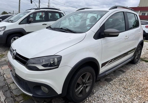 Volkswagen Crossfox 2012 Branco — foto 1 de 3