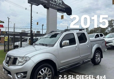 Nissan Frontier 2015 Prata — foto 1 de 3