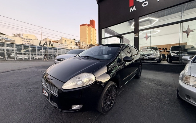imagem-https://www.socarrao.com.br/sc-vehicle-images-prod/3499982/1787933293677-1_010449.jpg