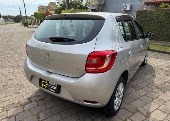 imagem-https://www.socarrao.com.br/sc-vehicle-images-prod/3500003/1787933547828-renault-sandero-1.6-expression-8v-flex-4p-manual-wmimagem08265356042.jpg