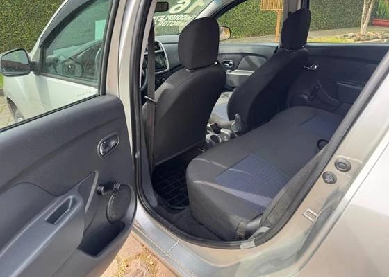 imagem-https://www.socarrao.com.br/sc-vehicle-images-prod/3500003/1787933547835-renault-sandero-1.6-expression-8v-flex-4p-manual-wmimagem08265749189.jpg