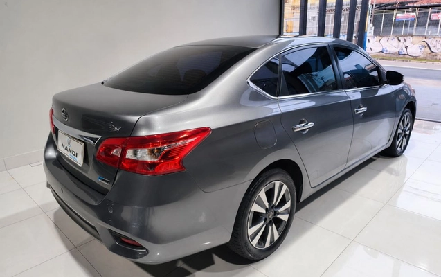 imagem-https://www.socarrao.com.br/sc-vehicle-images-prod/3500180/1787933886231-1232179.jpg