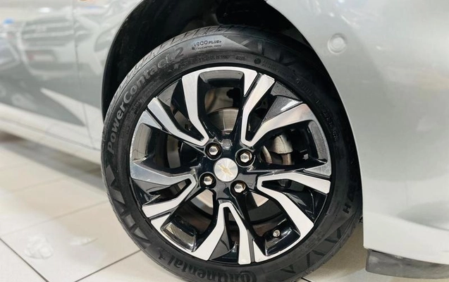 imagem-https://www.socarrao.com.br/sc-vehicle-images-prod/3500902/1788472336834-8368420_3_B_9a3e3a1e7f.jpeg