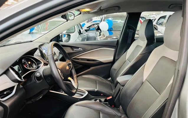 imagem-https://www.socarrao.com.br/sc-vehicle-images-prod/3500902/1788472336839-8368420_6_B_4a413f6c6c.jpeg
