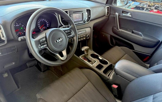 imagem-https://www.socarrao.com.br/sc-vehicle-images-prod/3500922/1787935196176-8066466_11_B_13cb271cca.jpeg