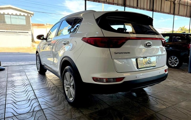 imagem-https://www.socarrao.com.br/sc-vehicle-images-prod/3500922/1787935196177-8066466_11_B_b2dae6e8fd.jpeg