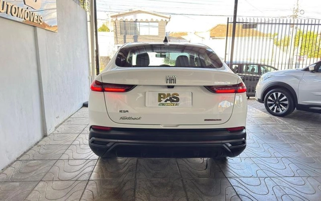 imagem-https://www.socarrao.com.br/sc-vehicle-images-prod/3500932/1788376832428-8203489_7_B_fe82f4f069.jpeg
