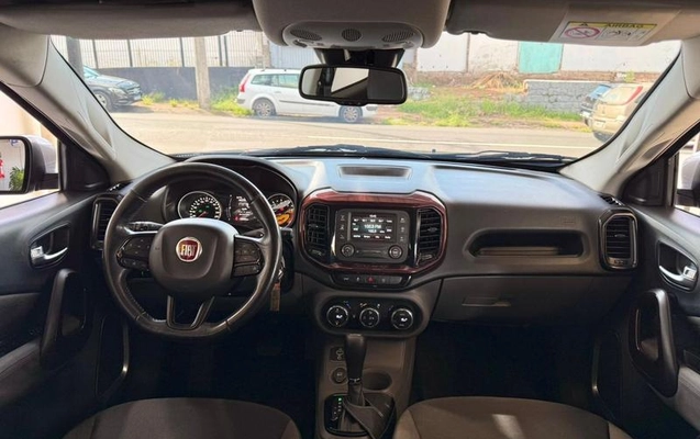 imagem-https://www.socarrao.com.br/sc-vehicle-images-prod/3500933/1788376689299-8209010_5_B_3ccb75d917.jpeg