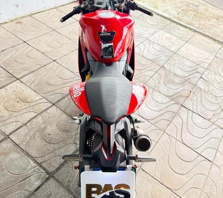 imagem-https://www.socarrao.com.br/sc-vehicle-images-prod/3500937/1787935211029-8281800_7_B_f688a27b29.jpeg