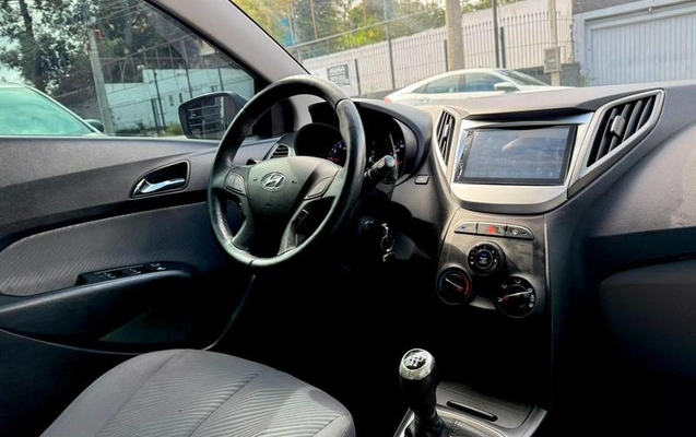 imagem-https://www.socarrao.com.br/sc-vehicle-images-prod/3500946/1788018585446-8358943_0_B_b782de99bb.jpeg