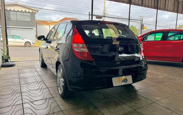 imagem-https://www.socarrao.com.br/sc-vehicle-images-prod/3500948/1789060797689-8382017_11_B_efa75bc02f.jpeg