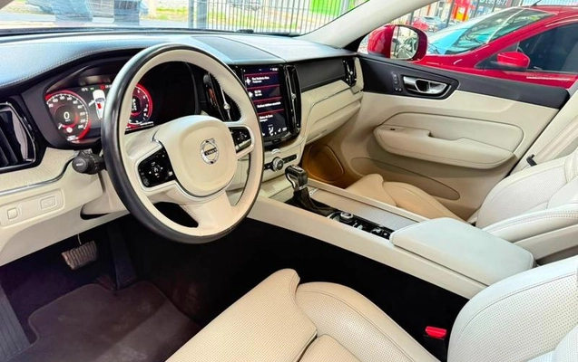 imagem-https://www.socarrao.com.br/sc-vehicle-images-prod/3500956/1787935227195-8405311_0_B_b747694722.jpeg