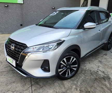 Nissan KICKS 2023 Prata — foto 1 de 3