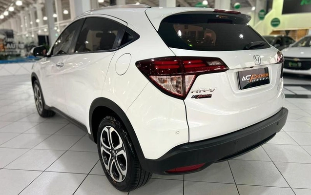 imagem-https://www.socarrao.com.br/sc-vehicle-images-prod/3501740/1789134732600-8384971_6_B_4fd4a7d3ff.jpeg