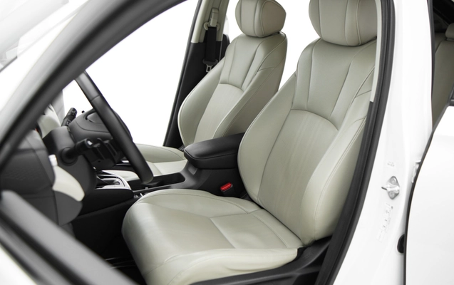 imagem-https://www.socarrao.com.br/sc-vehicle-images-prod/3501800/1788013745810-c158cba3-c634-4f43-8201-53b7385dc779.jpg