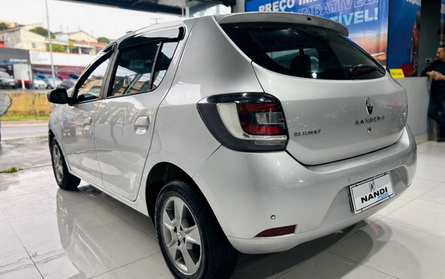 imagem-https://www.socarrao.com.br/sc-vehicle-images-prod/3501949/1787937577366-1235775.jpg
