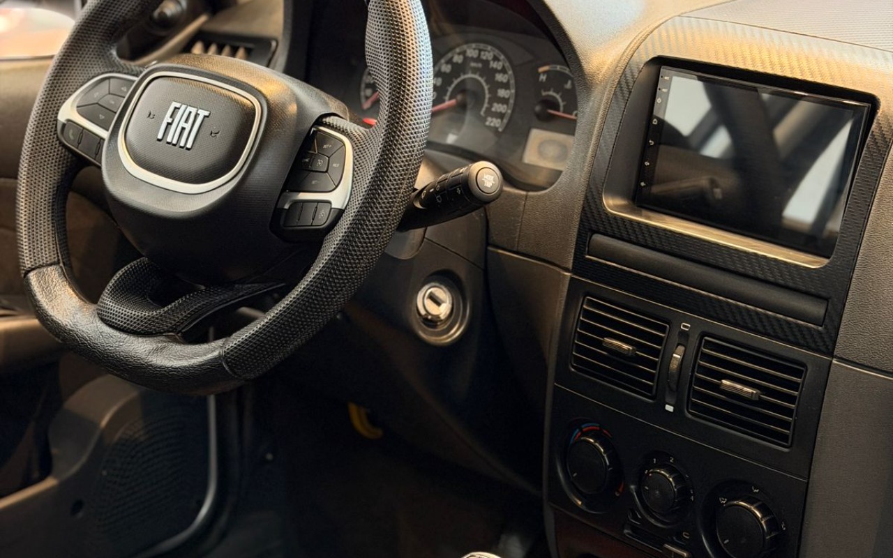 imagem-https://www.socarrao.com.br/sc-vehicle-images-prod/3502001/1787937895875-V2hhdHNBcHAgSW1hZ2UgMjAyNi0wOC0yOCBhdCAxMS4yNy4xNC5qcGVn.jpeg