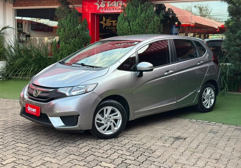 Honda Fit 2015 Cinza — foto 1 de 3