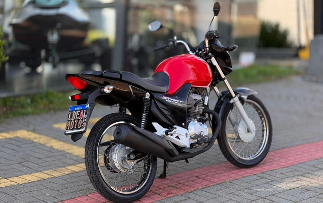 imagem-https://www.socarrao.com.br/sc-vehicle-images-prod/3502087/1787938538612-e123feb6347245cb8cce076587abb238_1787938406355.jpg