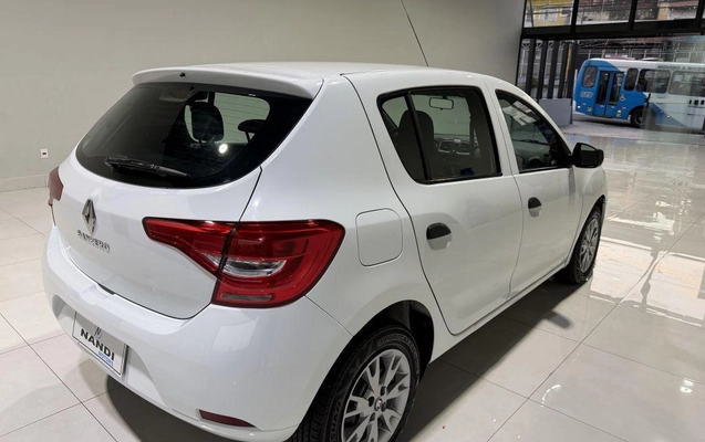 imagem-https://www.socarrao.com.br/sc-vehicle-images-prod/3502111/1787938841889-1234350.jpg