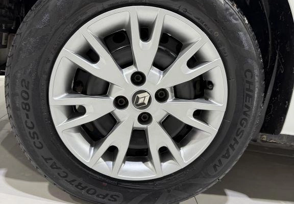 imagem-https://www.socarrao.com.br/sc-vehicle-images-prod/3502111/1787938841896-1234344.jpg