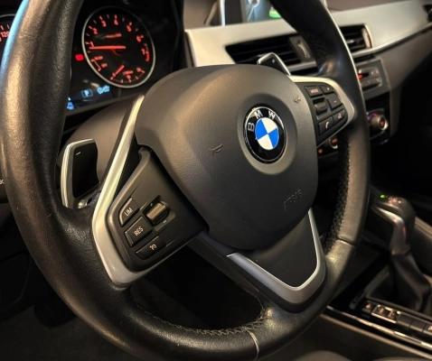 imagem-https://www.socarrao.com.br/sc-vehicle-images-prod/3502113/1787938920715-VlZ9l2HgooAHsFrKKoGhJfkkZKbvQvwu.jpg