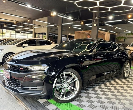 Chevrolet Camaro 2024 Preto — foto 1 de 3