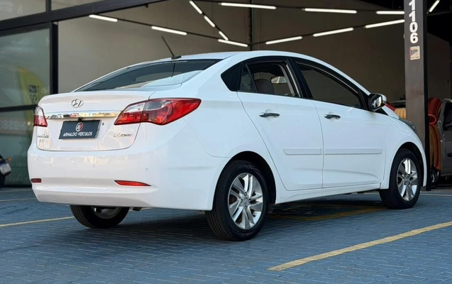 imagem-https://www.socarrao.com.br/sc-vehicle-images-prod/3502442/1789498401078-gb-4aea16e.jpeg