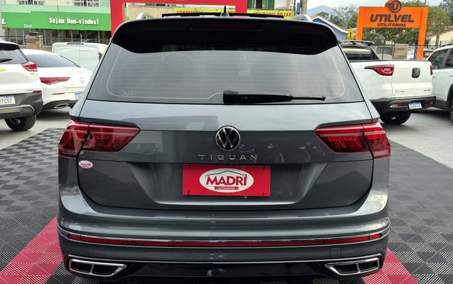 imagem-https://www.socarrao.com.br/sc-vehicle-images-prod/3502447/1787939530021-003_565ac5d0a872fe086464d2906dfee89b.jpg