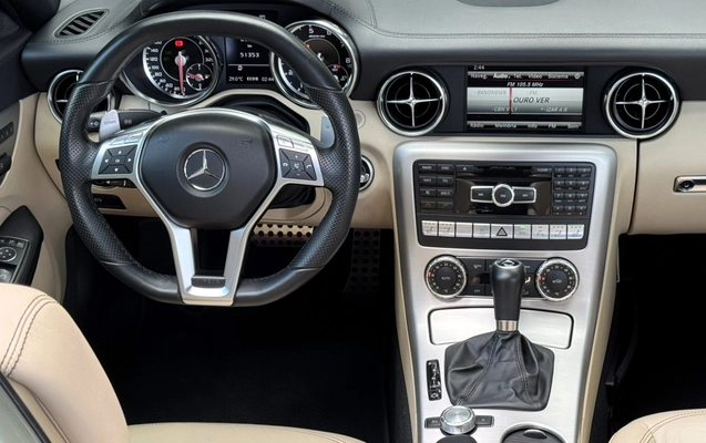 imagem-https://www.socarrao.com.br/sc-vehicle-images-prod/3502449/1787939557292-0382a7e3-3bd9-4e2a-93c8-afb36770085f.jpg