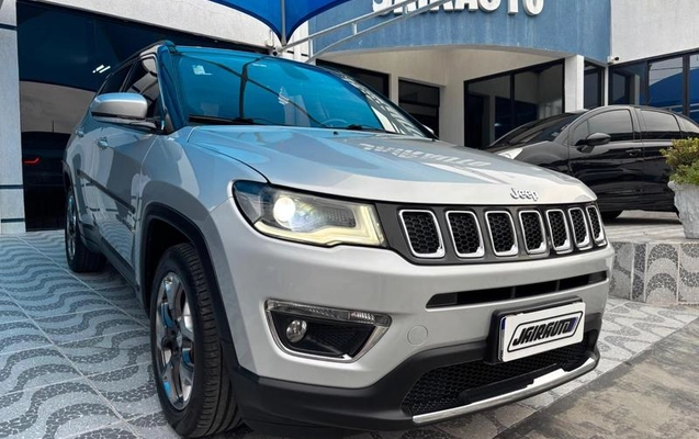 imagem-https://www.socarrao.com.br/sc-vehicle-images-prod/3502508/1789401523932-8410881_1_B_551a72a519.jpeg