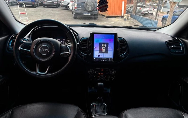 imagem-https://www.socarrao.com.br/sc-vehicle-images-prod/3502508/1789401523957-8410881_9_B_93fb878a42.jpeg