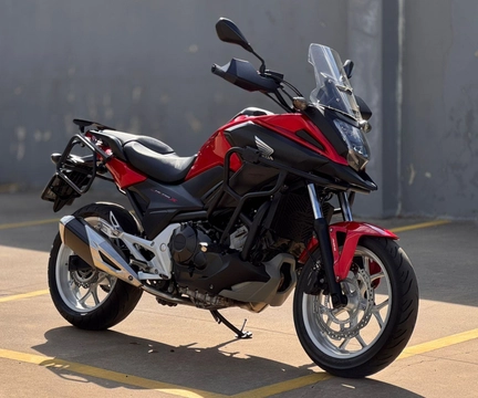 Honda NC 750X/NC 750X ABS 2020 Vermelho — foto 1 de 3