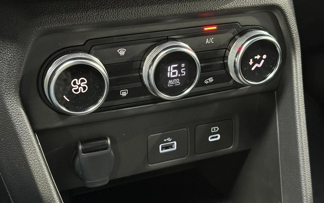 imagem-https://www.socarrao.com.br/sc-vehicle-images-prod/3502542/1788554188293-90ff0d10e1e246568ab5b19f81ab5f98_1787940305865.jpg