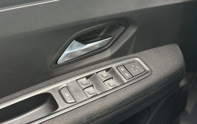 imagem-https://www.socarrao.com.br/sc-vehicle-images-prod/3502542/1788554188295-aeaa1dc6d15b4083a99c270f6dc14abb_1787940305882.jpg