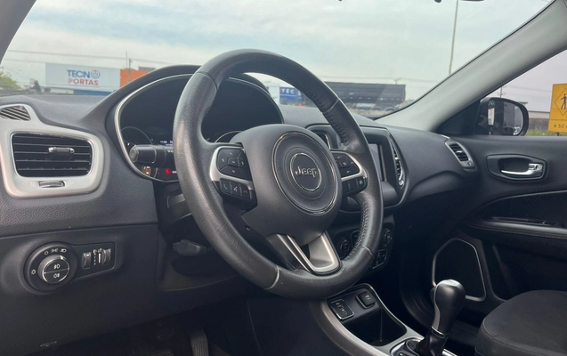 imagem-https://www.socarrao.com.br/sc-vehicle-images-prod/3502640/1787940756268-16e0eff27e3d42bd9baf55f13f4716c5_1787928314406.jpg